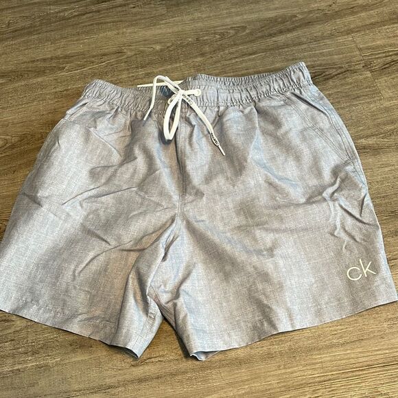 Calvin Klein Mens Swim Trunks Medium NEW - Picture 1 of 3